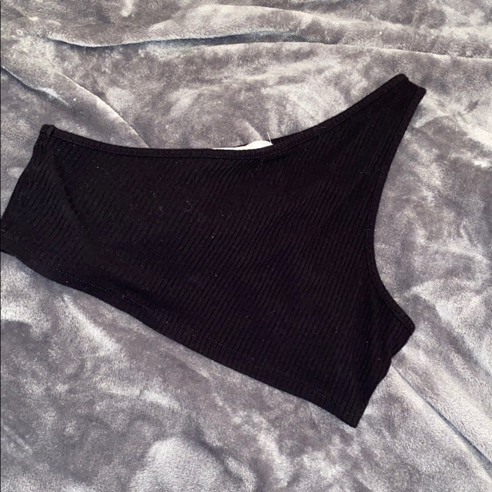 LF one shoulder crop top